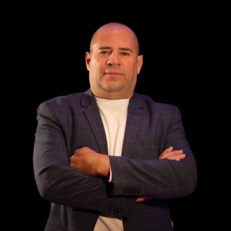 EMERSON REYES GONZALEZ DIRECTOR DIVERSA RADIO MADRID 96.7